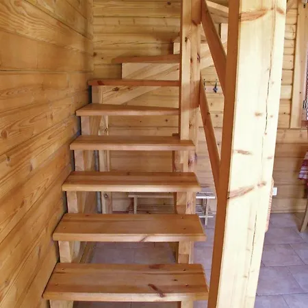 2 Bedroom Awesome In Σπίτι διακοπών Saulxures