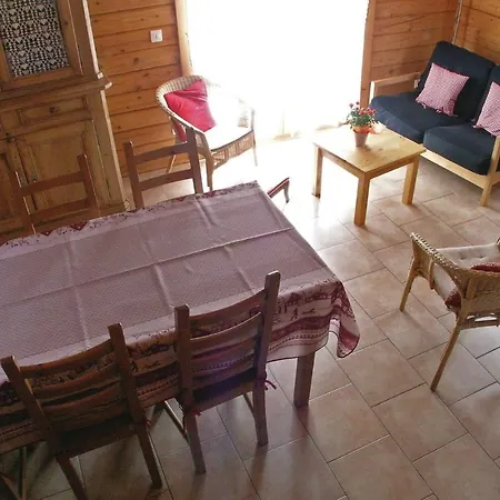 2 Bedroom In *